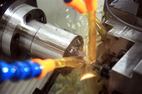 cutting oil for cnc machine|cutting oil vs lubricating.